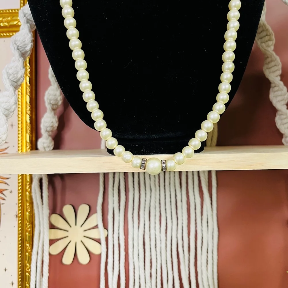Vintage faux pearl